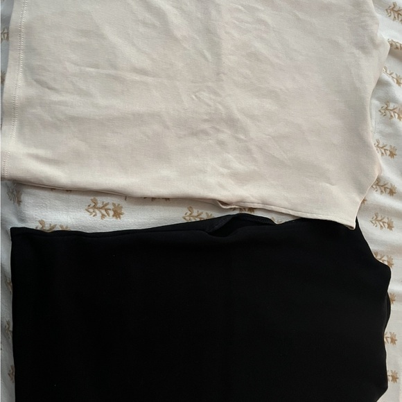 Tops - Picture 2 of 6